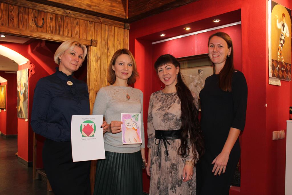 Как рисовать красиво, если не умеешь: топ-5 советов от художника. 24 ноября в Москве в Арт-галерее Дрезден  Итальянская благотворительная ассоциация "Tulipano Rosso" ("Красный тюльпан") провела занятие арт-терапии "Подарок своими руками"
