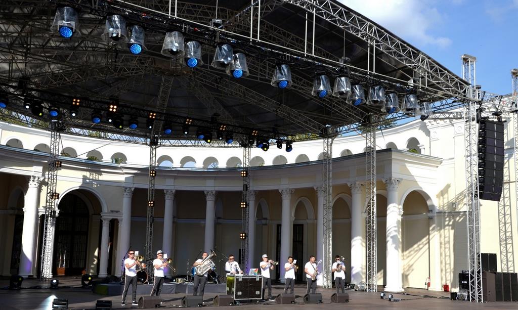 Более 5 тысяч гостей посетили закрытие V Фестиваля духовых оркестров
