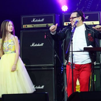 Дочь Саруханова дебютировала на его концерте