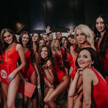 Максим Виторган и участницы копия
