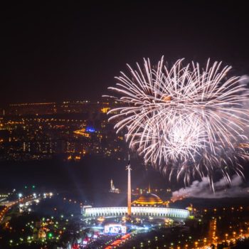 Увидеть все салюты 9 мая с панорамы 89 этажа!