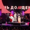 Саша Петров, группа “Альянс”, Brainstorm и “Моя Мишель” – как прошел девятый день рождения телеканала “Дождь”