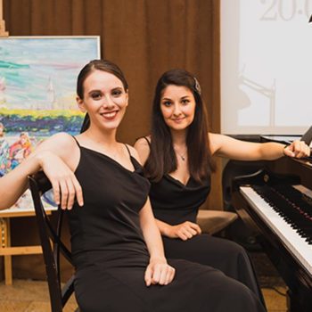 SoundOut открывает второй сезон 14 октября концертом «Эпохи и стили».  Музыкально-просветительский проект, успешно стартовавший в 2018, и завоевавший любовь зрителей, продолжает знакомить москвичей с жемчужинами камерной музыки.